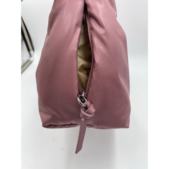 NWT Caraa Bindle Small Nylon Hobo Bag Mesa Rose Pink Free People Clean Girl $95 - Picture 6 of 7